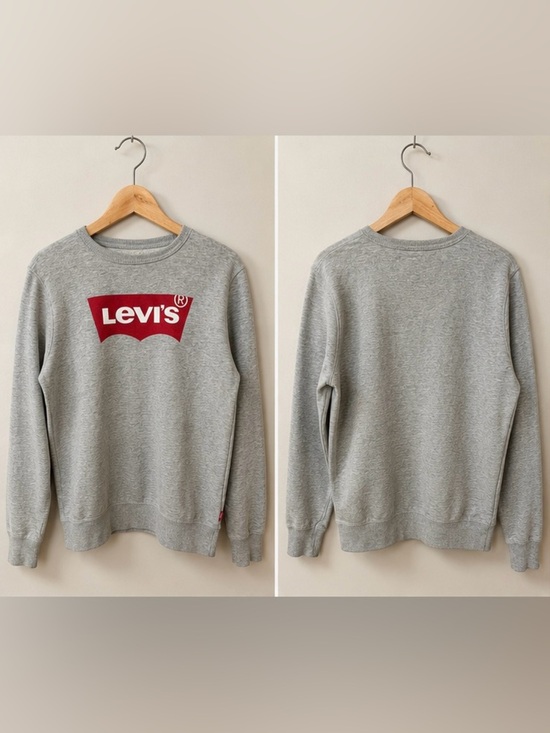 Levi's Other - Levi’s Kids XL Grey Logo Crewneck Sweatshirt Fits Women’s Small Youth 13-15